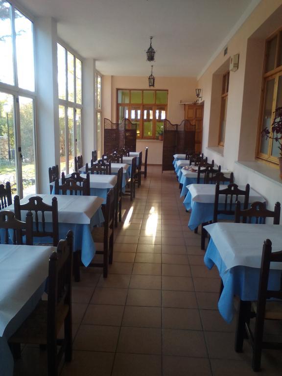 Hotel Rasil Куенка Екстериор снимка