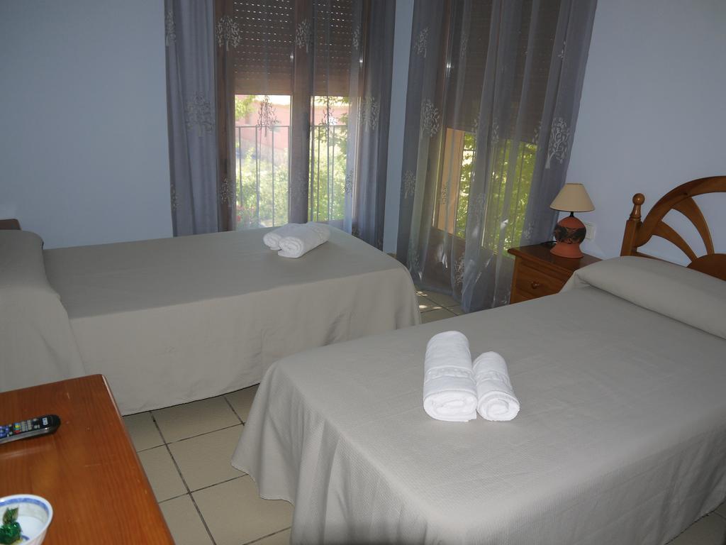 Hotel Rasil Куенка Екстериор снимка
