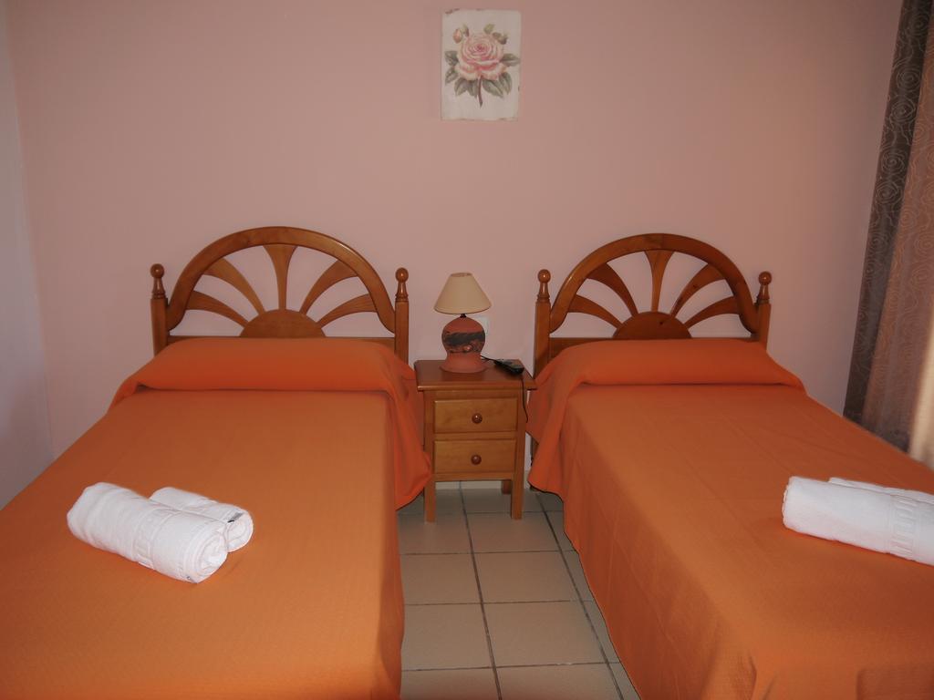 Hotel Rasil Куенка Екстериор снимка