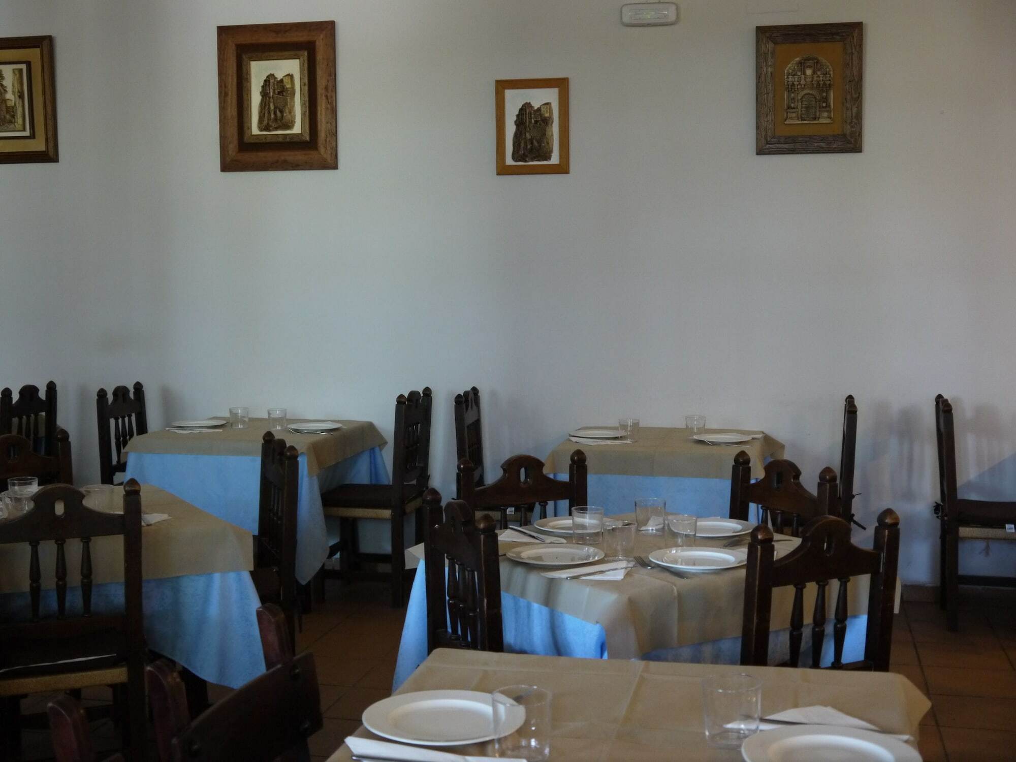 Hotel Rasil Куенка Екстериор снимка